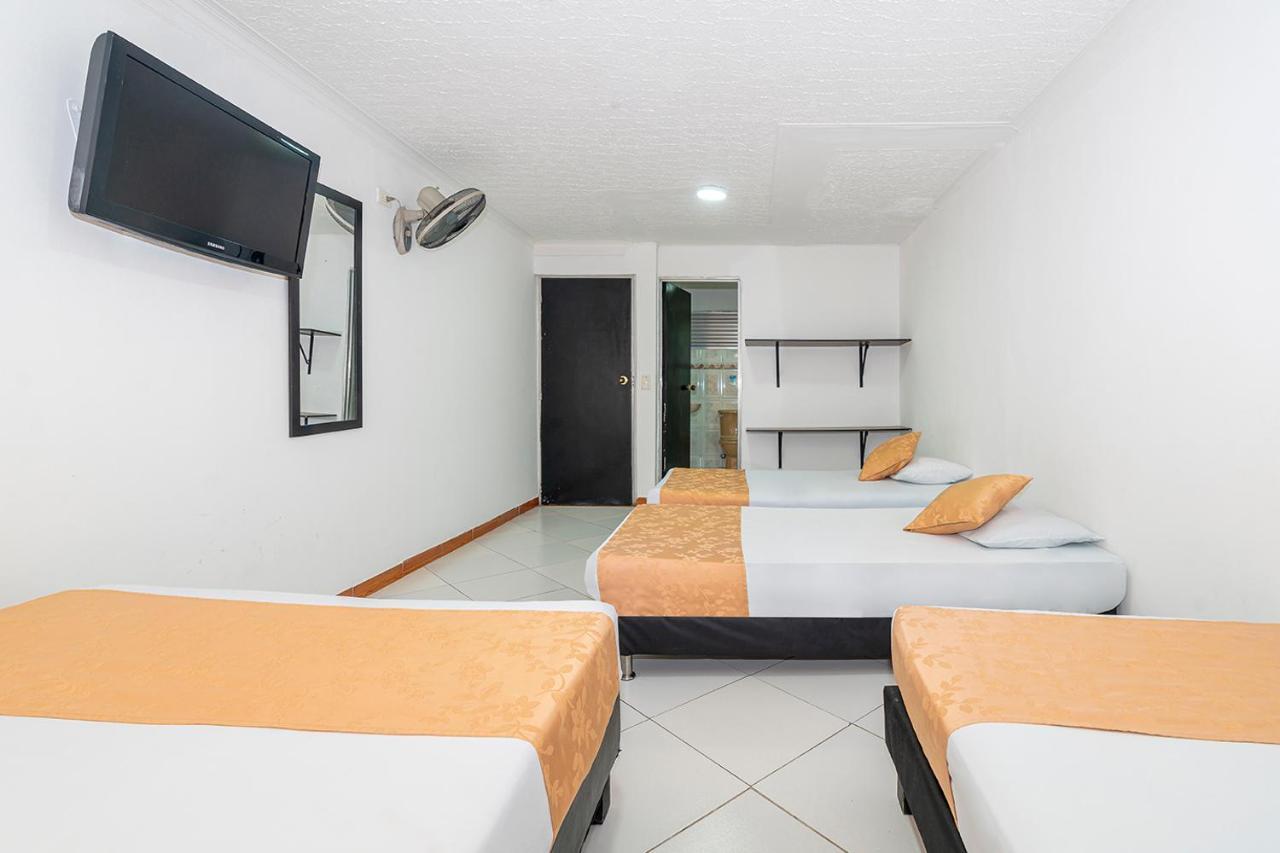 Barcelona Estadio Hotel 2*